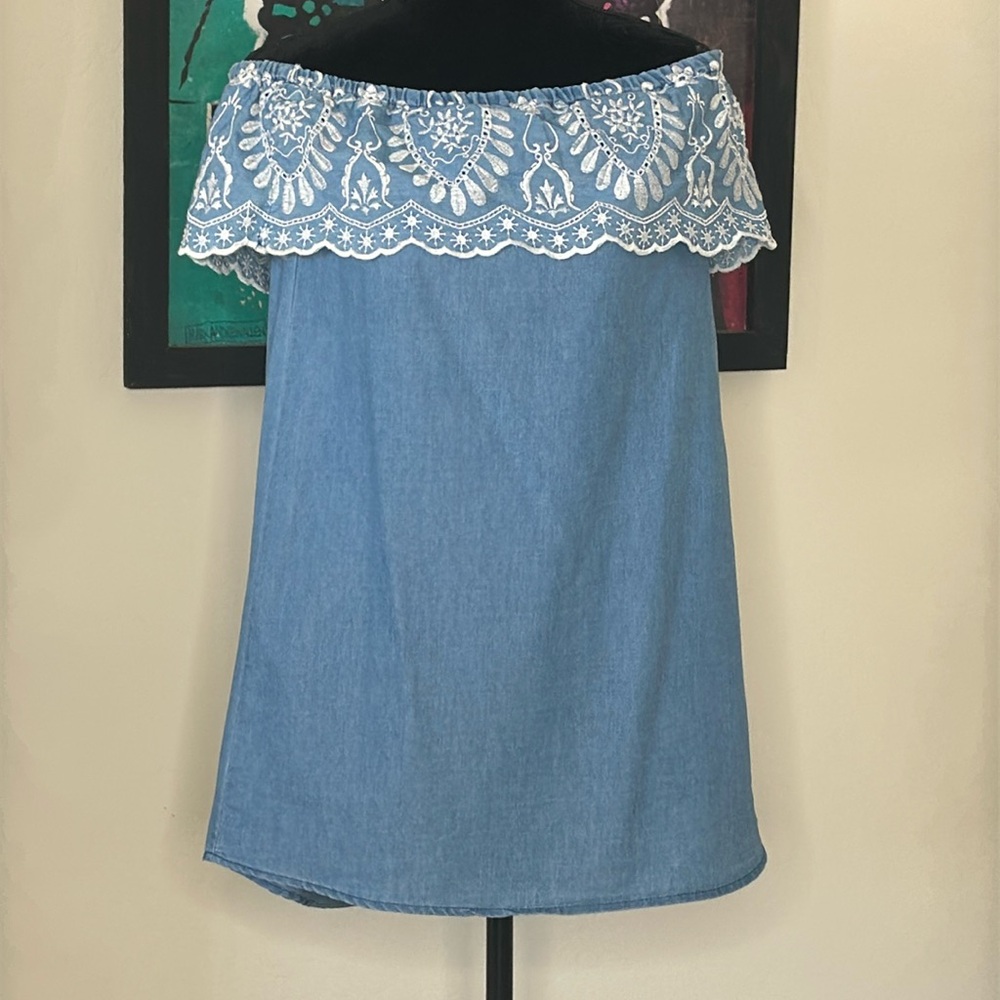 Country Style Haute Monde Off The Shoulder Denim Look Embroidered Top Size M